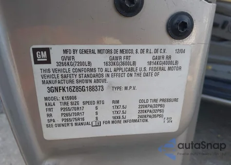 2005 Chevrolet Suburban 1500 Lt из США, поврежденный, VIN 3GNFK16Z85G188373